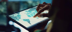 teknlogi tracking pengiriman mobil