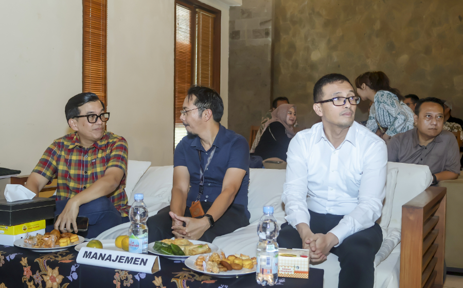 Quality Control Circle (QCC) Convention Agung Logistics